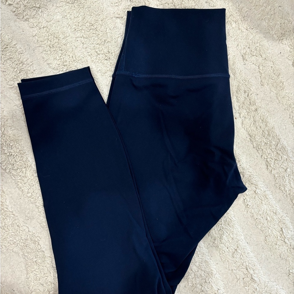 Lululemon Navy Leggings Size 8 25”